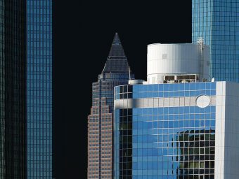 Header_Skyline_Gebaeude_Zuschnitt